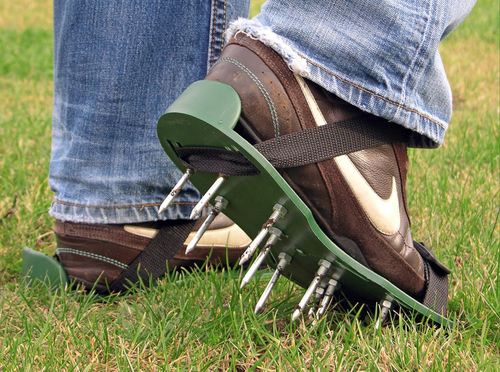 Provzdušňovač trávniku