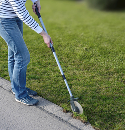 WENKO Ořezávač okraje trávníků
